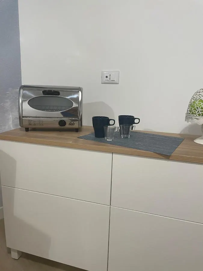 Holiday home Casa Vacanze Infuria Di Onde Con Posto Auto Giardini Naxos Italy