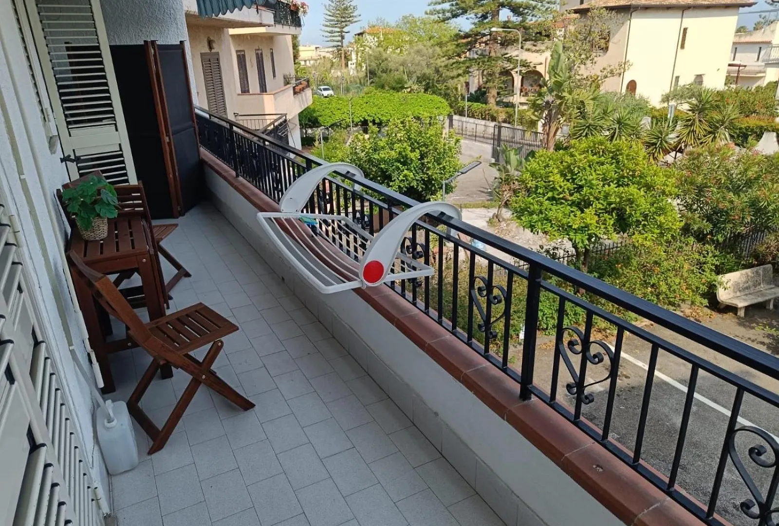 Casa Vacanze Infuria Di Onde Con Posto Auto Giardini Naxos Itália