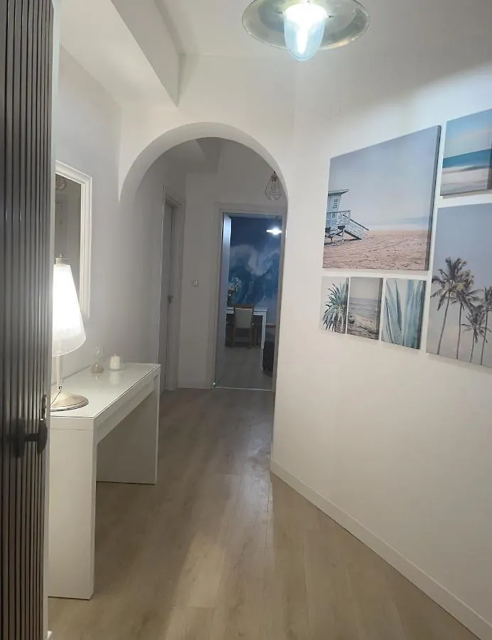 Casa Vacanze Infuria Di Onde Con Posto Auto location
